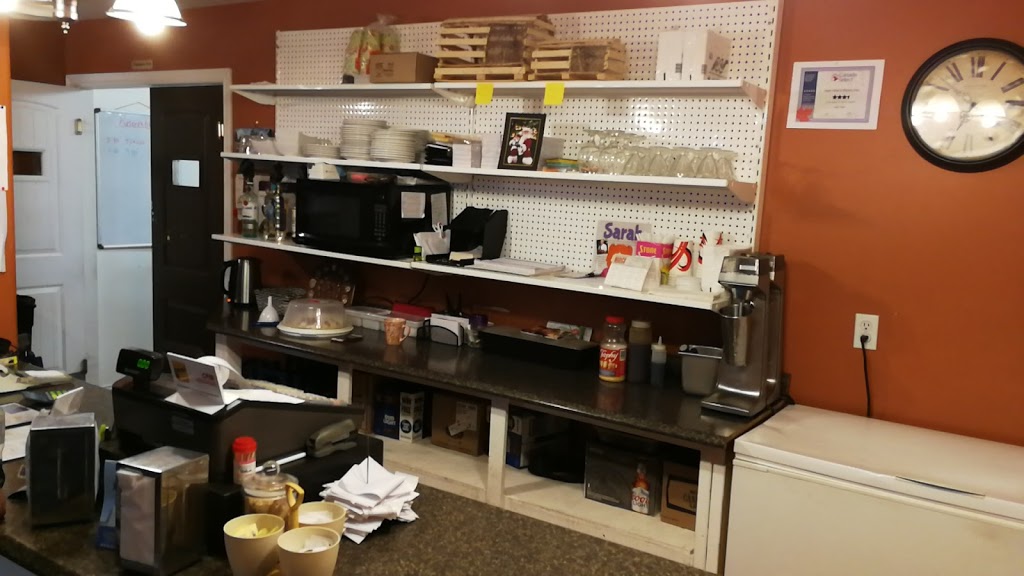 Legges Restaurant & Motel Units | 106 Main Rd, Hearts Content, NL A0B 1Z0, Canada | Phone: (709) 583-2929