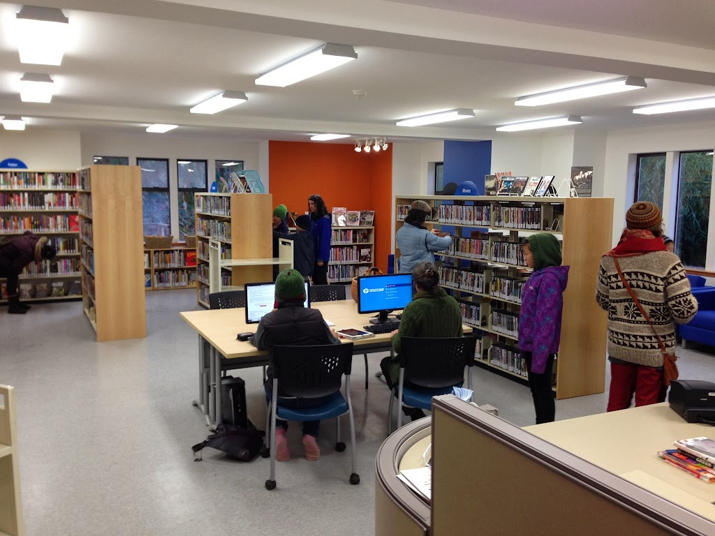 Vancouver Island Regional Library | Linnaea Farm, 1255 Seaford Rd, Mansons Landing, BC V0P 1K0, Canada | Phone: (250) 935-6566
