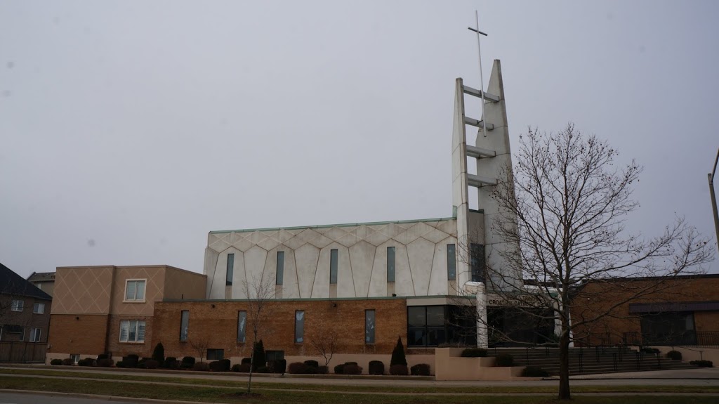 Holy Trinity Croatian | church | 2110 Trafalgar Rd, Oakville, ON L6H 7H2, Canada | 9058422386 OR +1 905-842-2386
