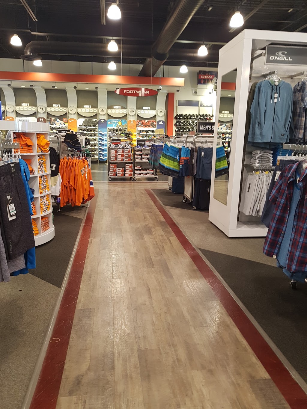 Sport Chek Southland Mall | 2715 Gordon Road Unit 1Y2-A, Regina, SK S4S 6H8, Canada | Phone: (306) 522-2200