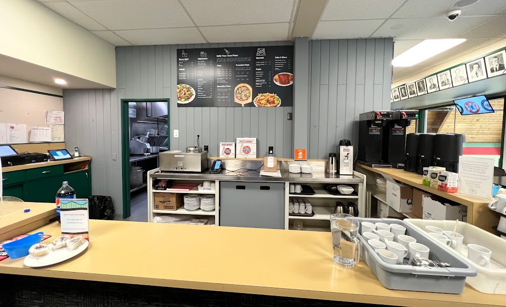 Pizza Place | 750 Daly St S, Winnipeg, MB R3L 2N2, Canada | Phone: (204) 284-7790