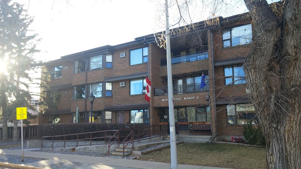 Maple Ridge Manor II | 133 Centre St, Drumheller, AB T0J 0Y4, Canada | Phone: (403) 823-3290