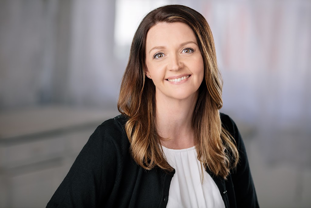 Advantage Home Team: Alison Valcamp | 11925 80 Ave, Delta, BC V4C 1Y1, Canada | Phone: (604) 590-4888