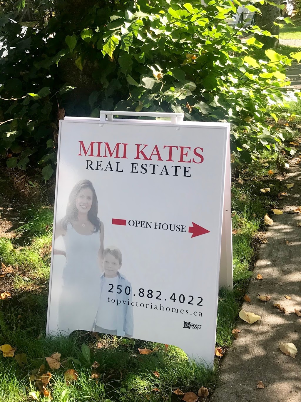 Mimi Kates - | RE/MAX Alliance - "The Neal Estate Team" | 770B Hillside Ave, Victoria, BC V8T 1Z6, Canada | Phone: (250) 882-4022