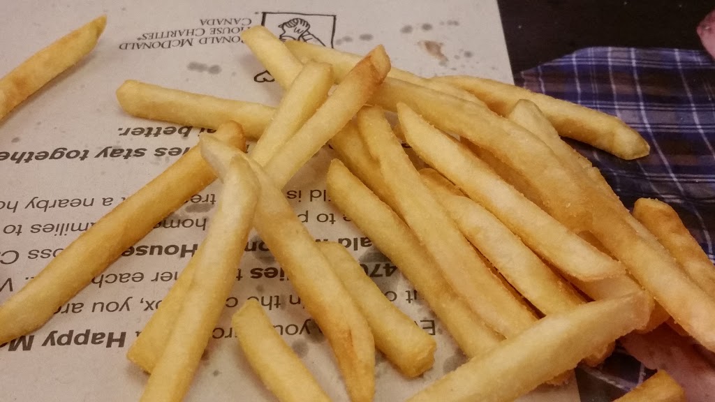McDonalds | 2473 Mt Newton Cross Rd, Saanichton, BC V8M 2B7, Canada | Phone: (250) 544-2630