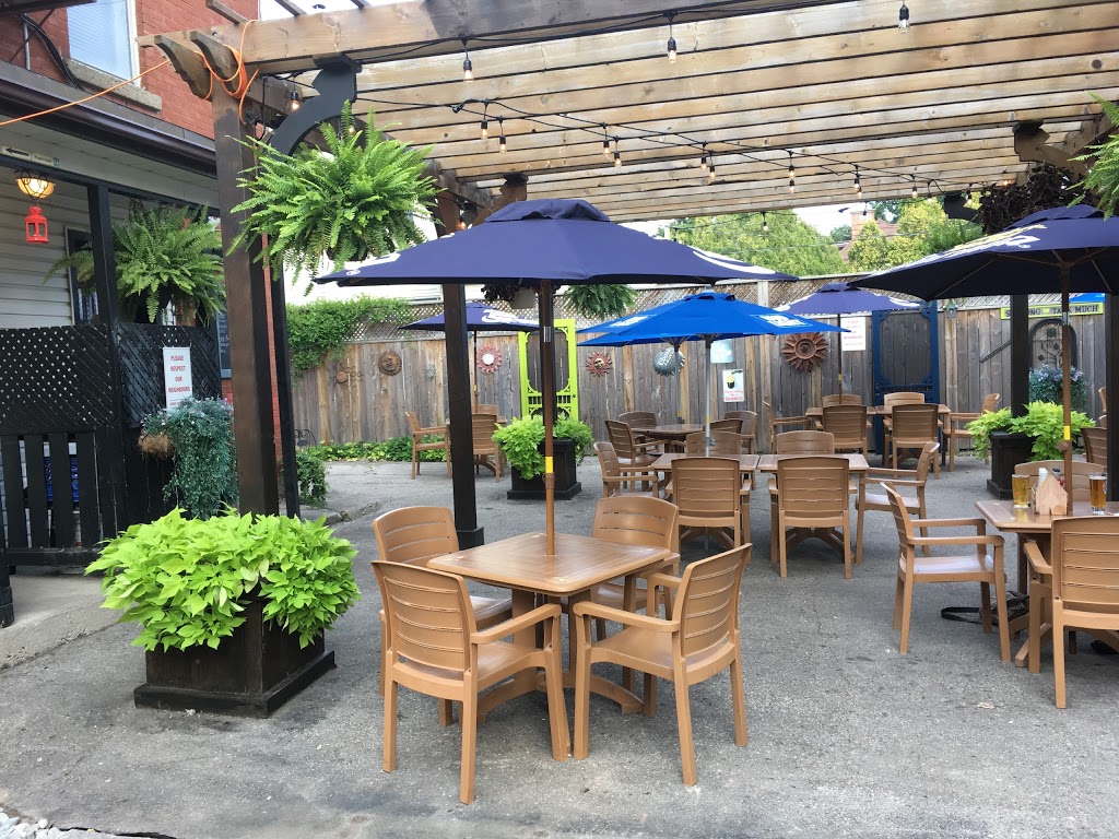 Tanners Restaurant | 40 Eastern Ave, Acton, ON L7J 2E5, Canada | Phone: (519) 853-5231