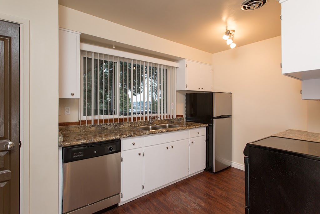 Parkwood Gardens Apartments | 8350 11th Ave, Burnaby, BC V3N 2P4, Canada | Phone: (604) 239-8915