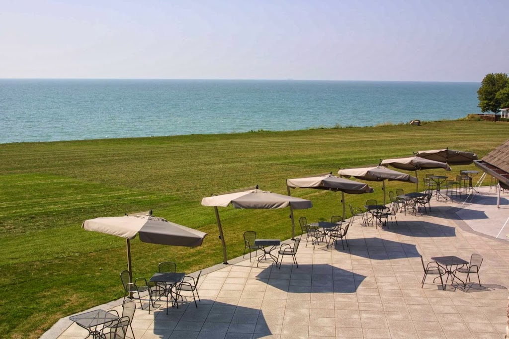 Viewpointe Estate Winery | 151 County Road 50 east, Harrow, ON N0R 1G0, Canada | Phone: (866) 372-8439