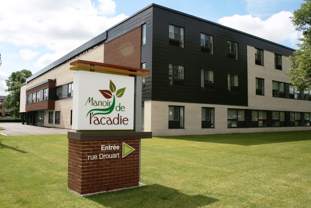Manoir de lAcadie | 11087 Street, Rue Drouart, Montréal, QC H3M 2S4, Canada | Phone: (514) 332-4040