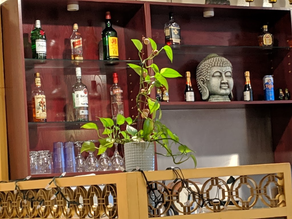 Lily Thai & Vietnamese Cuisine | 10 Mill St E, Acton, ON L7J 1G9, Canada | Phone: (519) 853-1688