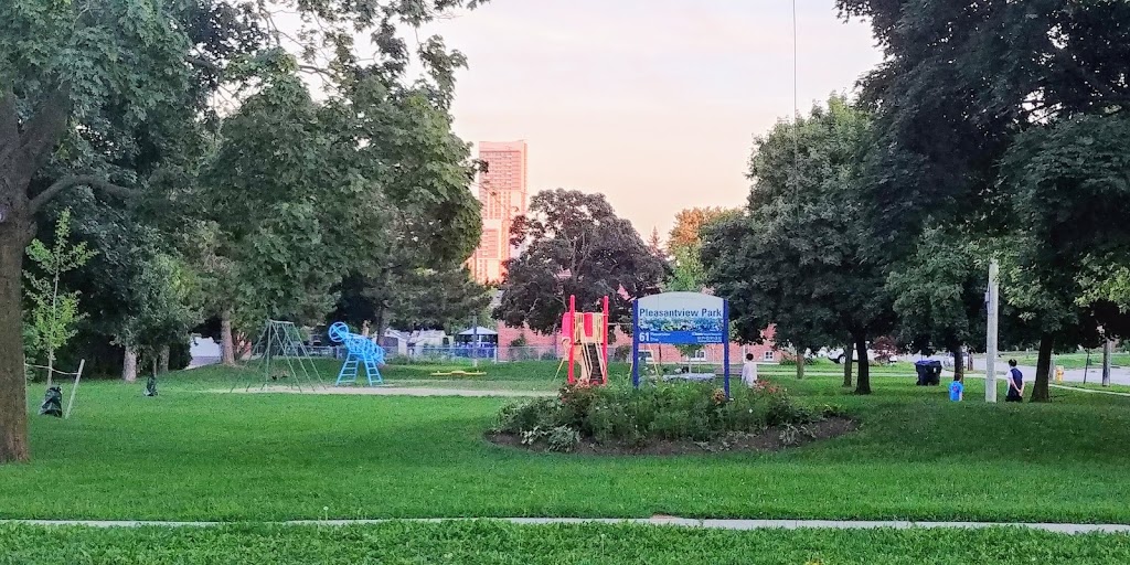 Pleasantview Park | 61 Pleasant View Dr, North York, ON M2J 3R2, Canada | Phone: (416) 338-4386