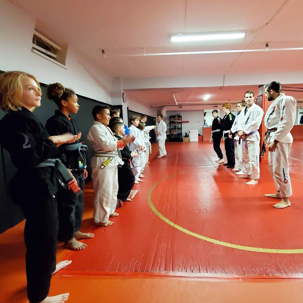 Niagara Top Team | 491 Merritt St, St. Catharines, ON L2P 1P2, Canada | Phone: (519) 829-8717