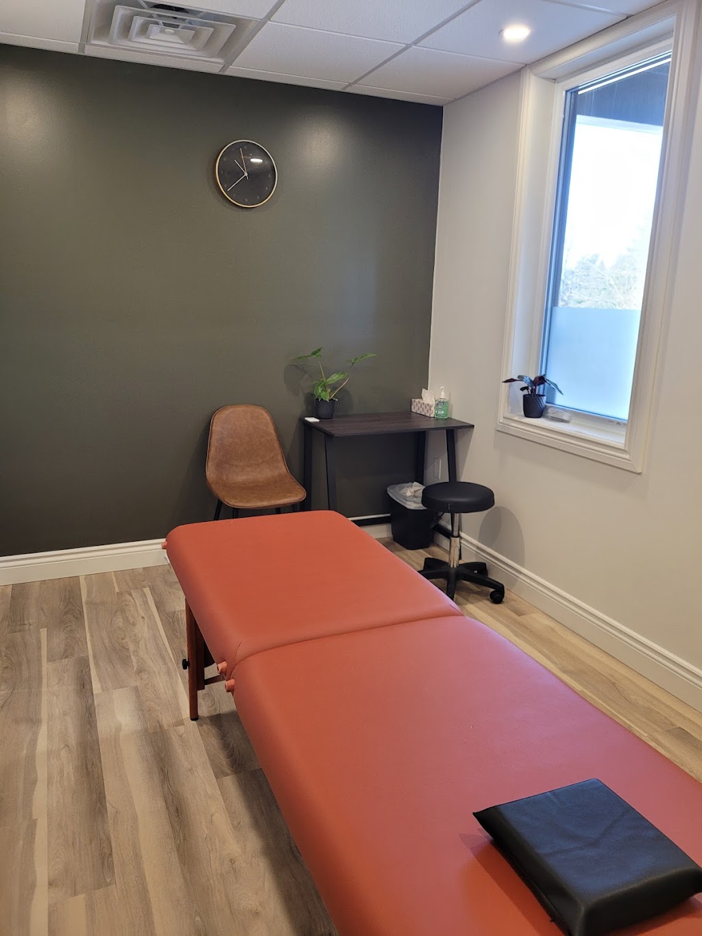 Bancroft Osteopathy | Business Center, 17 York River Dr, Bancroft, ON K0L 1C0, Canada | Phone: (613) 334-5584