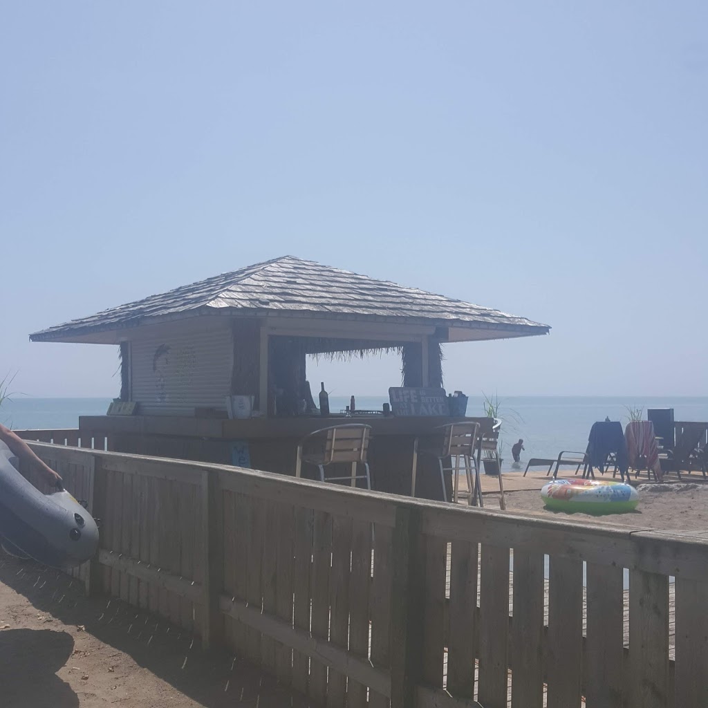 Long Point Getaway | 136 Erie Blvd, Port Rowan, ON N0E 1M0, Canada | Phone: (519) 586-7432