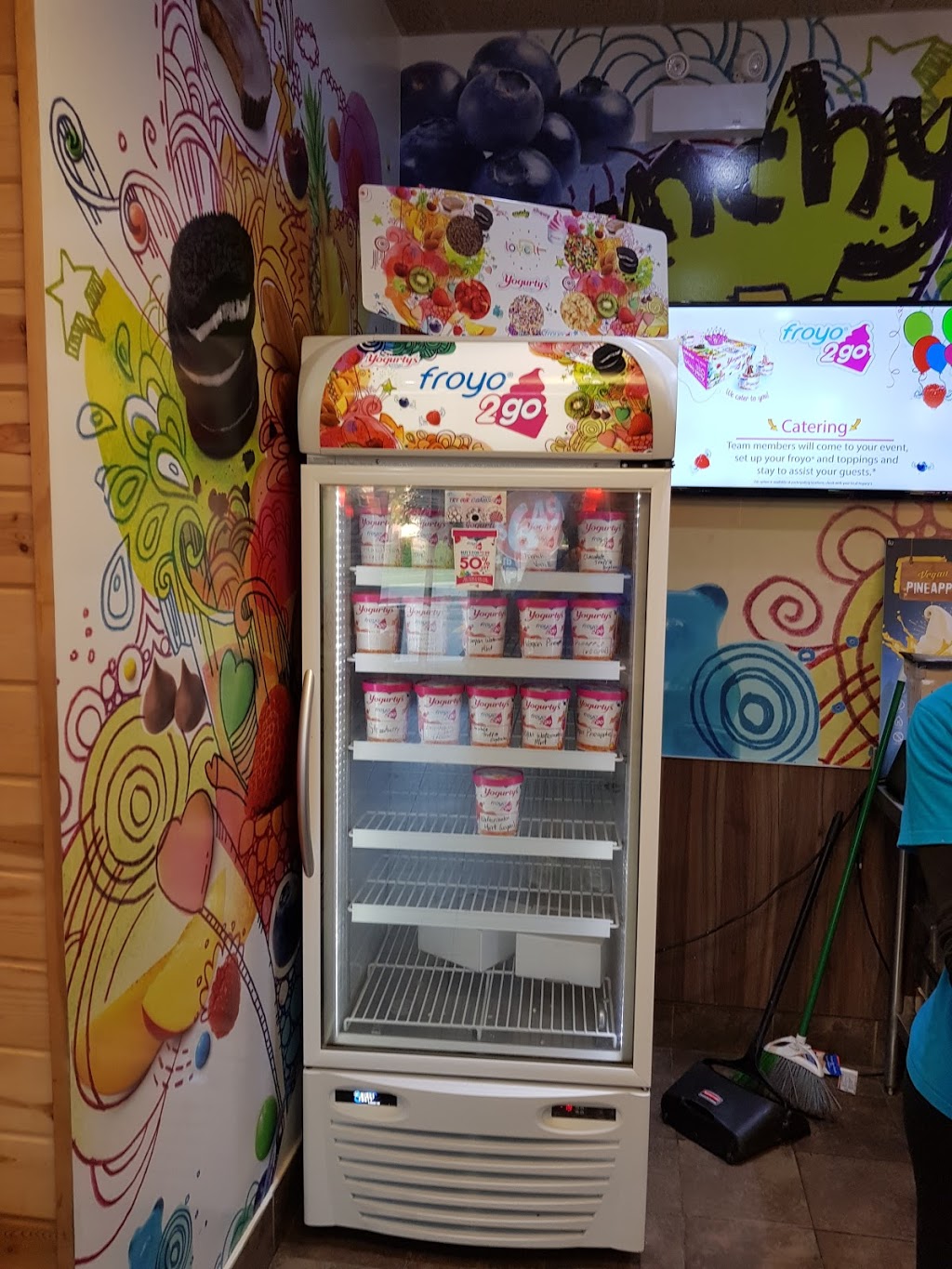Yogurtys Froyo 2 go | 6750 Winston Churchill Blvd, Mississauga, ON L5N 4C4, Canada | Phone: (905) 997-9229