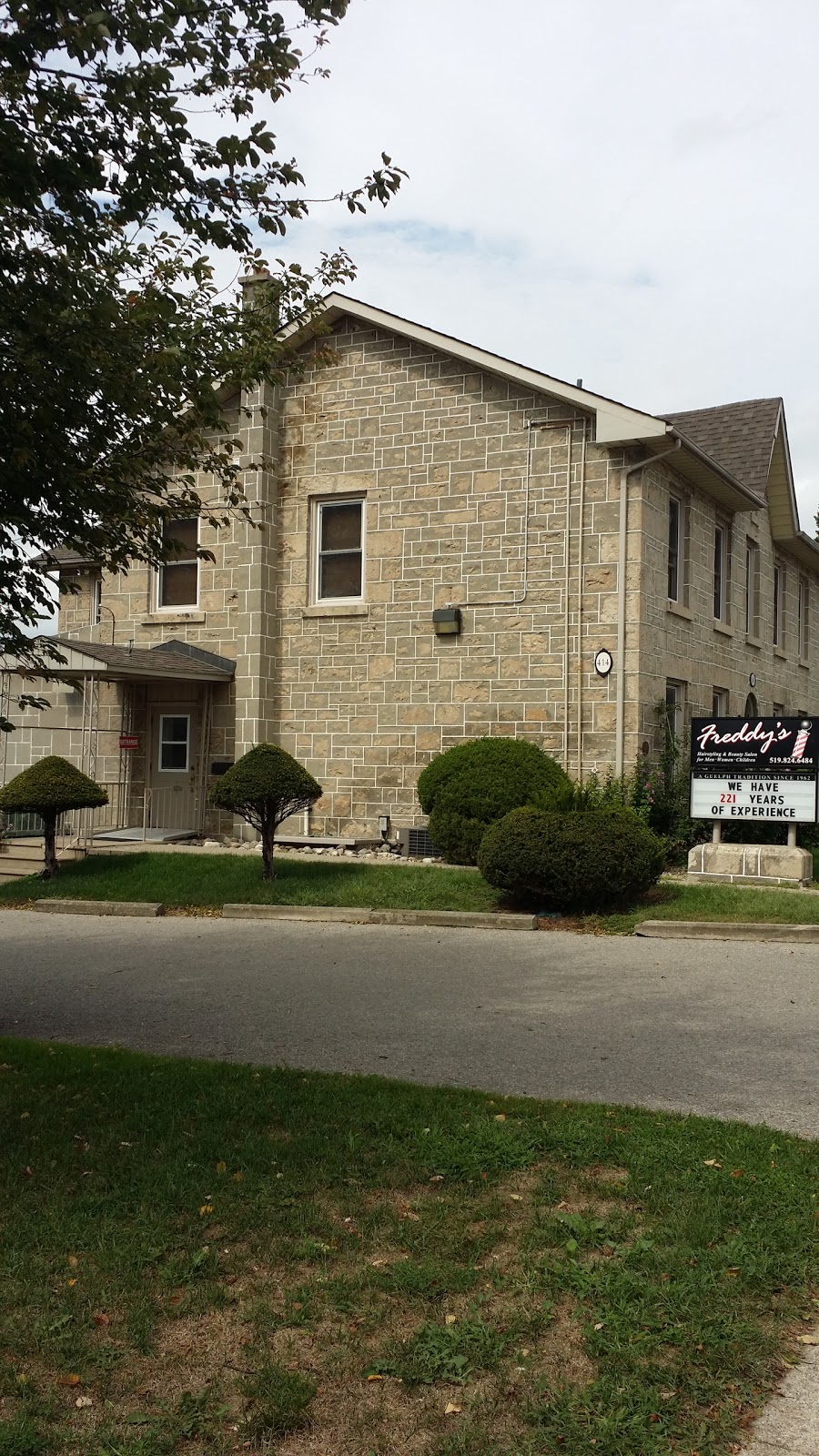 Healing Hand Therapies - JoAnne Waters RMT | Downstairs in Freddys Hair Salon, 414 Eramosa Rd, Guelph, ON N1E 2M9, Canada | Phone: (519) 824-1166
