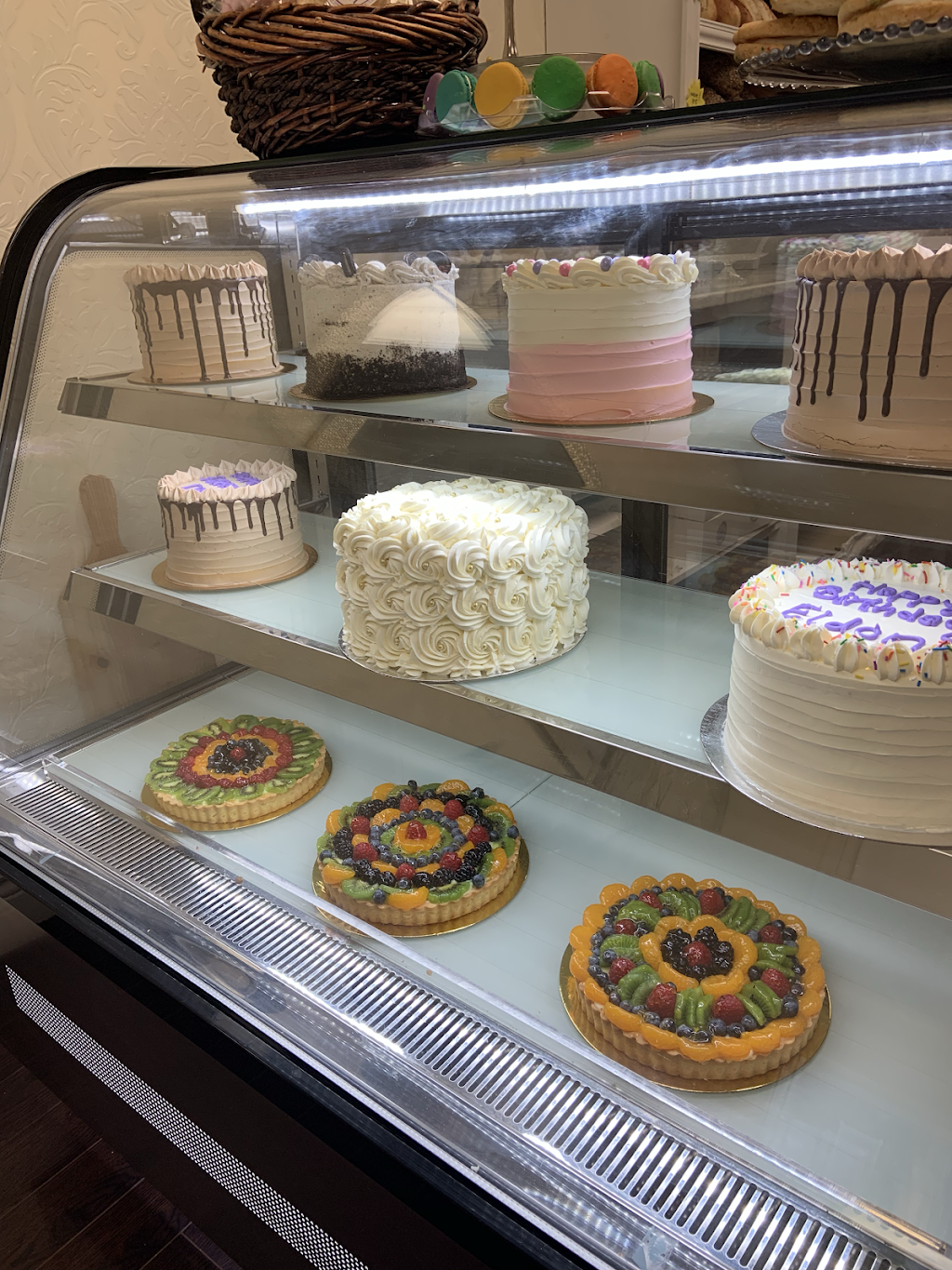 Two Guys and a Whisk | 519 Dundas St, Woodstock, ON N4S 1C3, Canada | Phone: (519) 290-9200