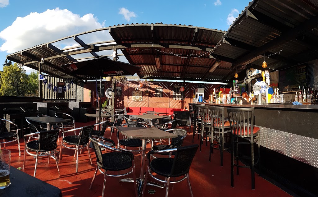 Midtown Gastro Hub | 1535 Yonge St, Toronto, ON M4T 1Z2, Canada | Phone: (416) 967-3400
