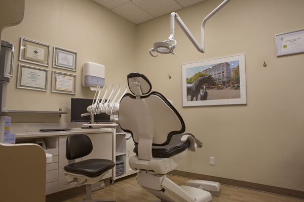 Sandstone Dental | 66 Sandarac Dr NW #220, Calgary, AB T3K 4L2, Canada | Phone: (403) 275-3132