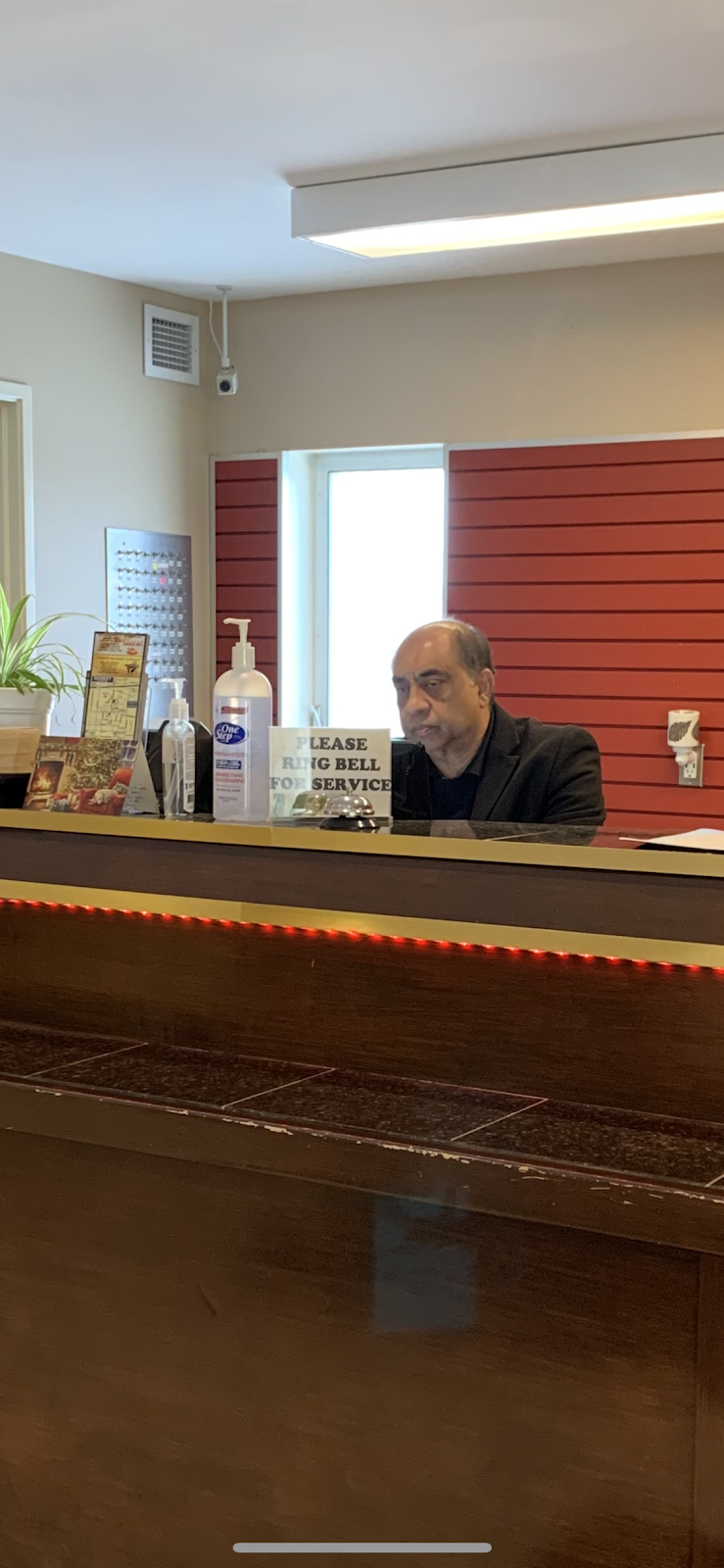 London Travel Inn | 738 Exeter Rd, London, ON N6E 1L3, Canada | Phone: (519) 680-5151