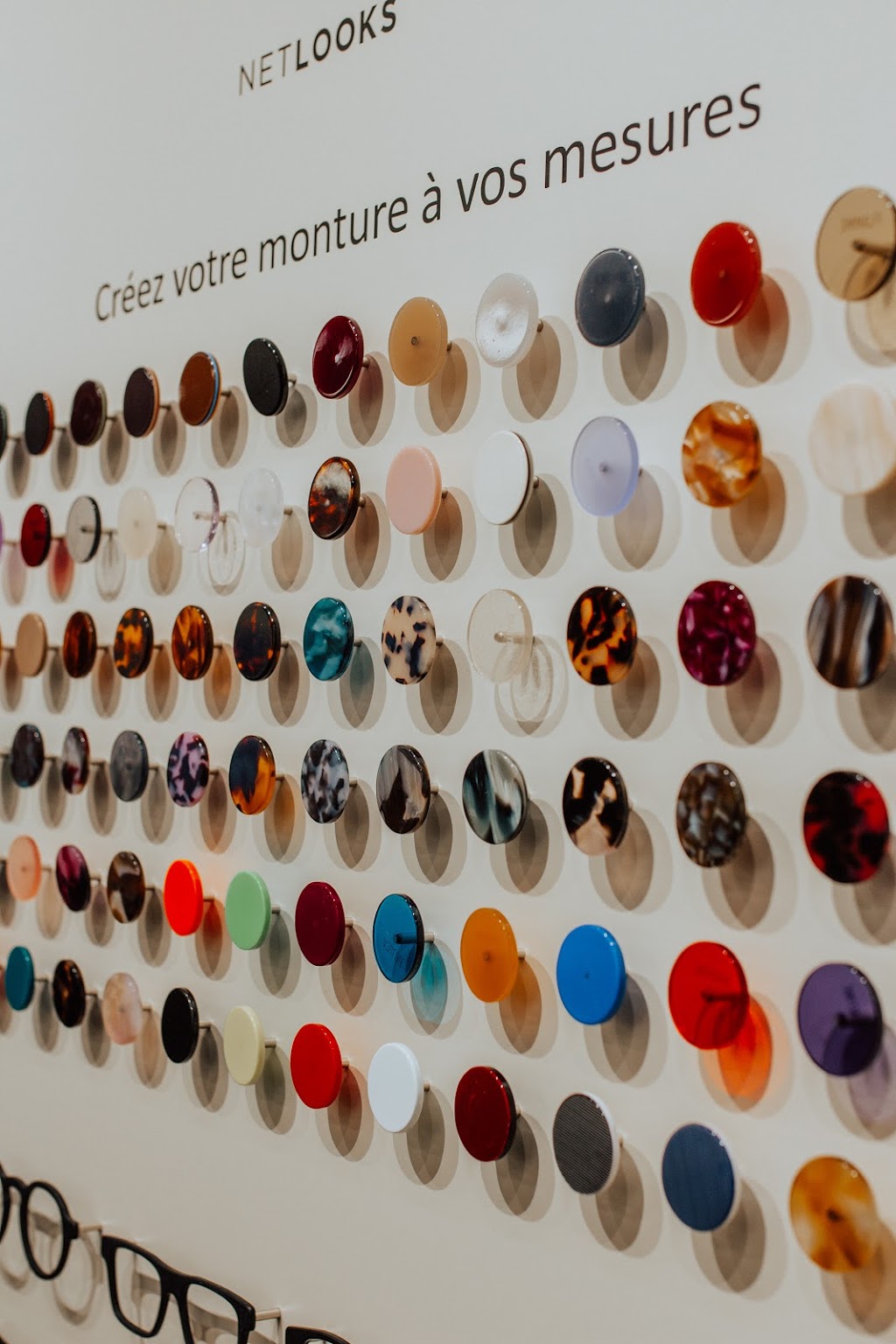 Netlooks Lunettes Sur Mesure | Parking du haut, 809 Route des Rivières local 204, Saint-Nicolas, QC G7A 2V2, Canada | Phone: (418) 831-1234