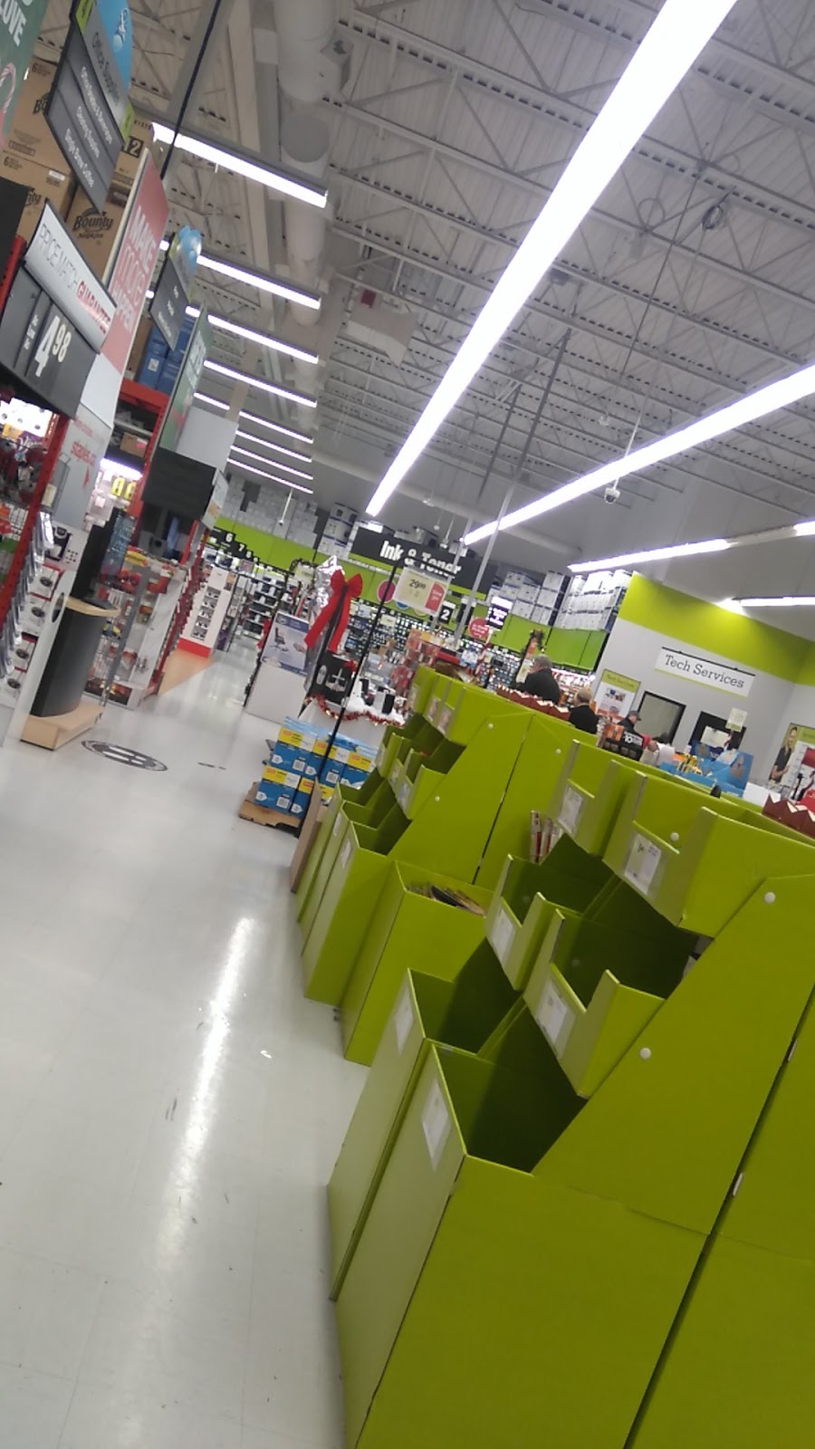 Staples | 20050 Lougheed Hwy, Maple Ridge, BC V2X 0P5, Canada | Phone: (604) 465-3429