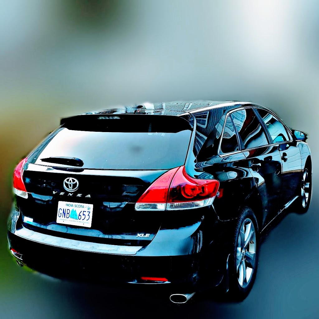 Deeplink Airport Taxi & Limousine Halifax NS | 50 Red Fern Terrace, Halifax, NS B3S 1K8, Canada | Phone: (902) 412-8832