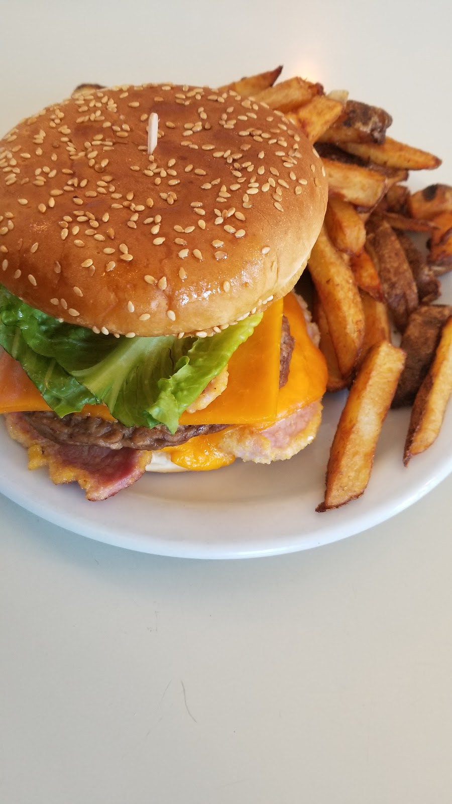 RoRos a la carte | 133 King St, Hensall, ON N0M 1X0, Canada | Phone: (226) 262-0953
