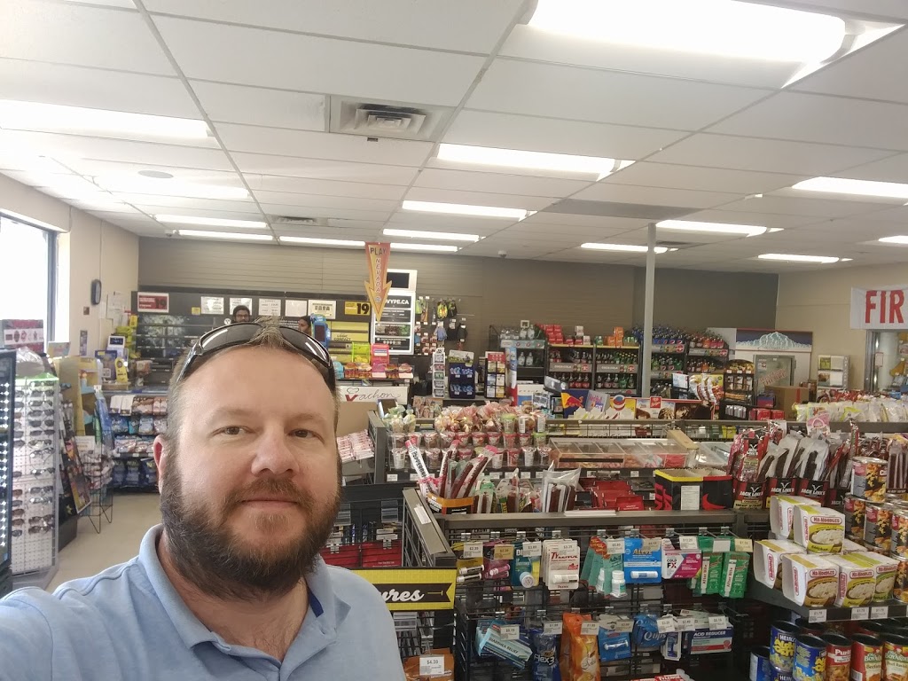 Circle K | 2730 Howard Ave, Windsor, ON N8X 3X6, Canada | Phone: (519) 969-1013