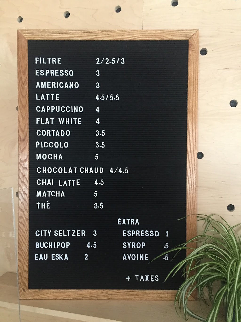 Bluebarn Coffee Roasters | 20 Chem. de la Vall. de Wakefield, Wakefield, QC J0X 3G0, Canada | Phone: (819) 282-8286