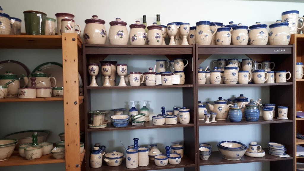 Big Bend Pottery | 508 Lacroix Bay Rd, Westmeath, ON K0J 2L0, Canada | Phone: (613) 587-4403