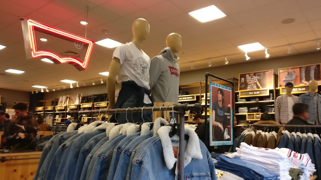 toronto premium outlet levis