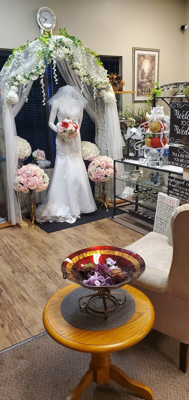 Unbreakable Tie Wedding & Event Planner | 35 8 Ave SE, High River, AB T1V 1E8, Canada | Phone: (403) 652-9519