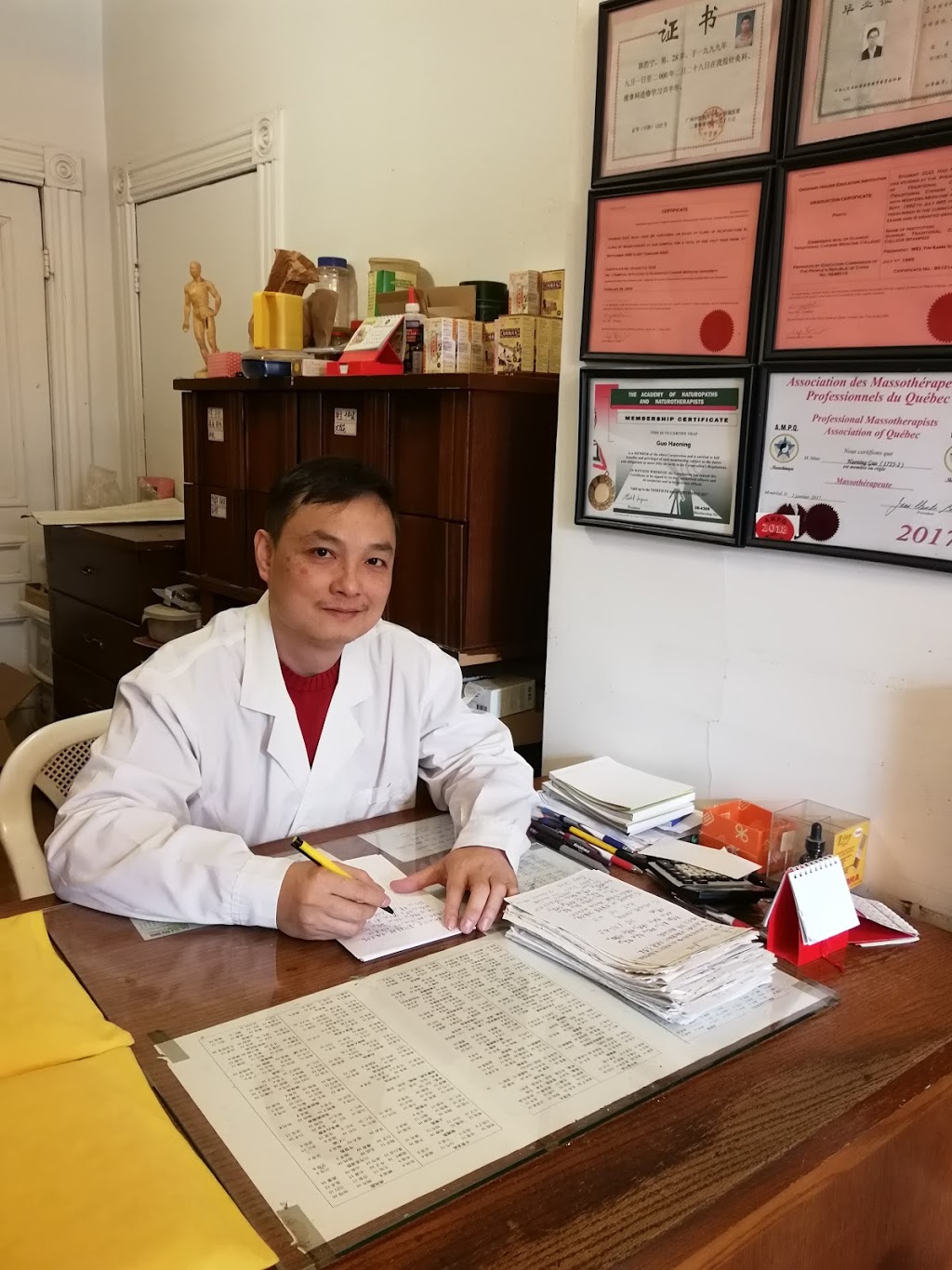 HELONG TRADITIONAL CHINESE MEDICINE | 3218 Bd LaSalle, Verdun, QC H4G 1Y9, Canada | Phone: (514) 208-3528