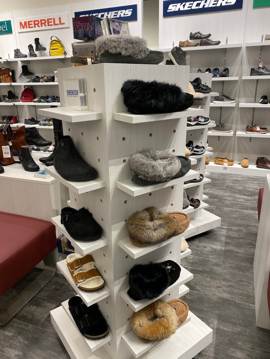 QUARKS | 4900 Molly Banister Dr Unit 223, Red Deer, AB T4R 1N9, Canada | Phone: (403) 347-0797