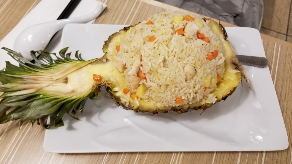 Moms Recipe Chicken | 888 Dundas St E Unit D2-B, Mississauga, ON L4Y 4G6, Canada | Phone: (905) 232-6666