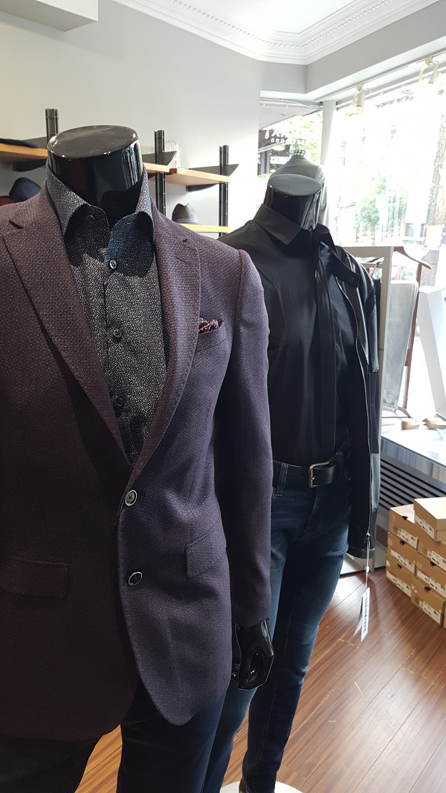 Pasqualino Menswear | 654 College St, Toronto, ON M6G 1B8, Canada | Phone: (416) 533-3923