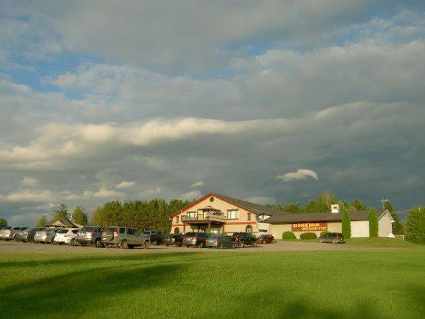 Cinéma Mégantic | 1977 QC-161, Frontenac, QC G6B 2S1, Canada | Phone: (819) 583-4878