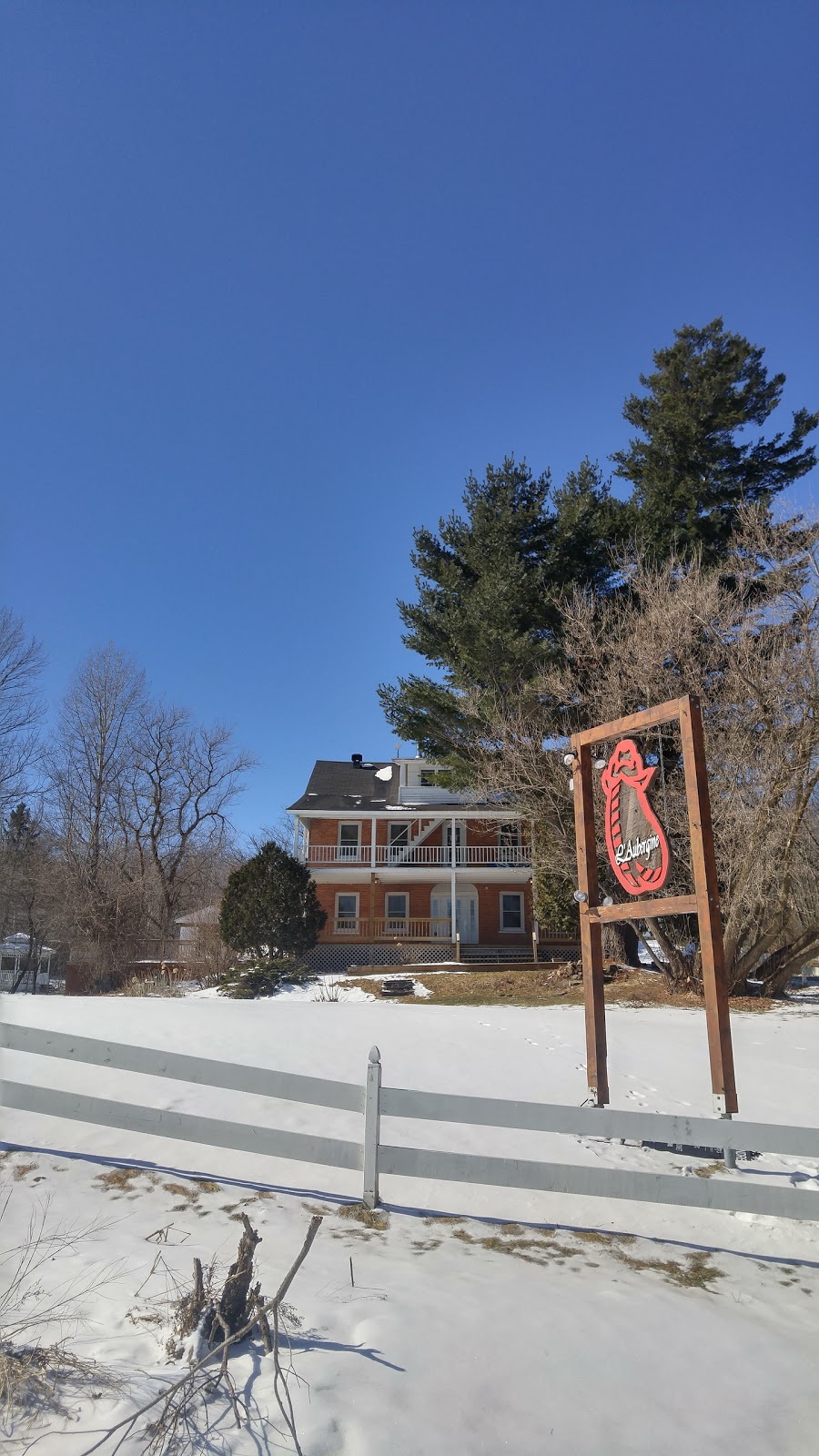 Laubergine | 160 Chemin Cooledge, Mansonville, QC J0E 1X0, Canada | Phone: (514) 816-4908