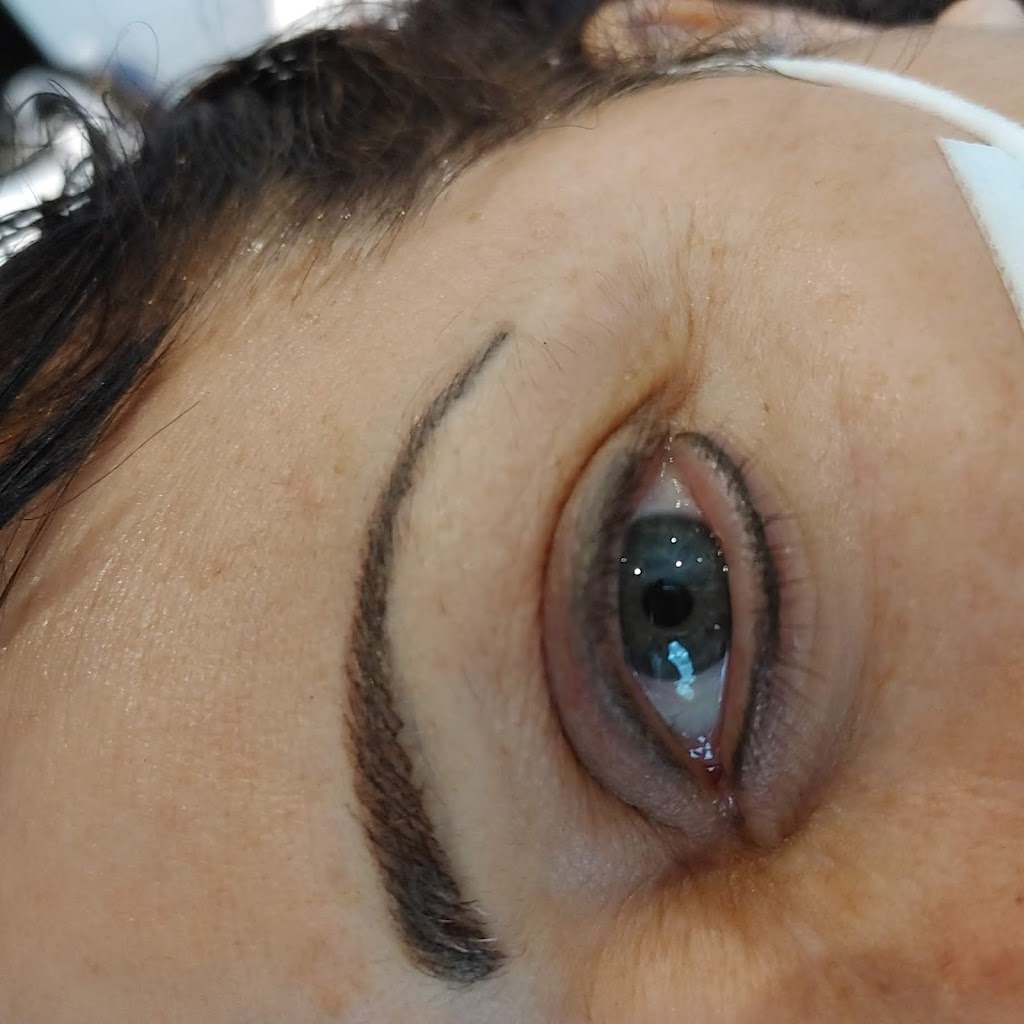 Star Beauté Ste-Julie | 835 Mnt Sainte-Julie, Sainte-Julie, QC J3E 1W8, Canada | Phone: (514) 267-1751