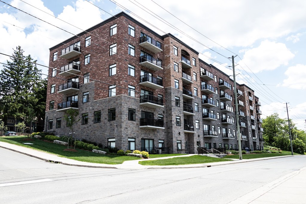 Linden Crossing Apartments | 1B9, 205 Eagle St N, Cambridge, ON N3H 1B9, Canada | Phone: (519) 650-0078