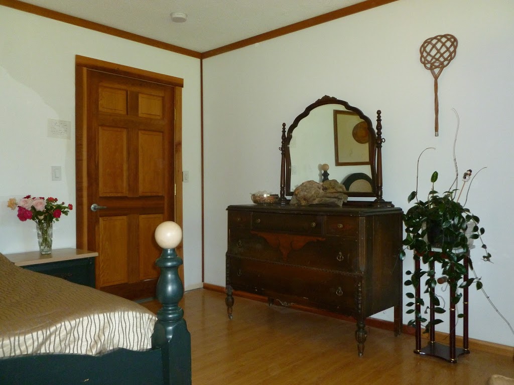 Harrison Hammond House B&B | 1926 School Rd, Harrison Mills, BC V0M 1L0, Canada | Phone: (604) 796-2224
