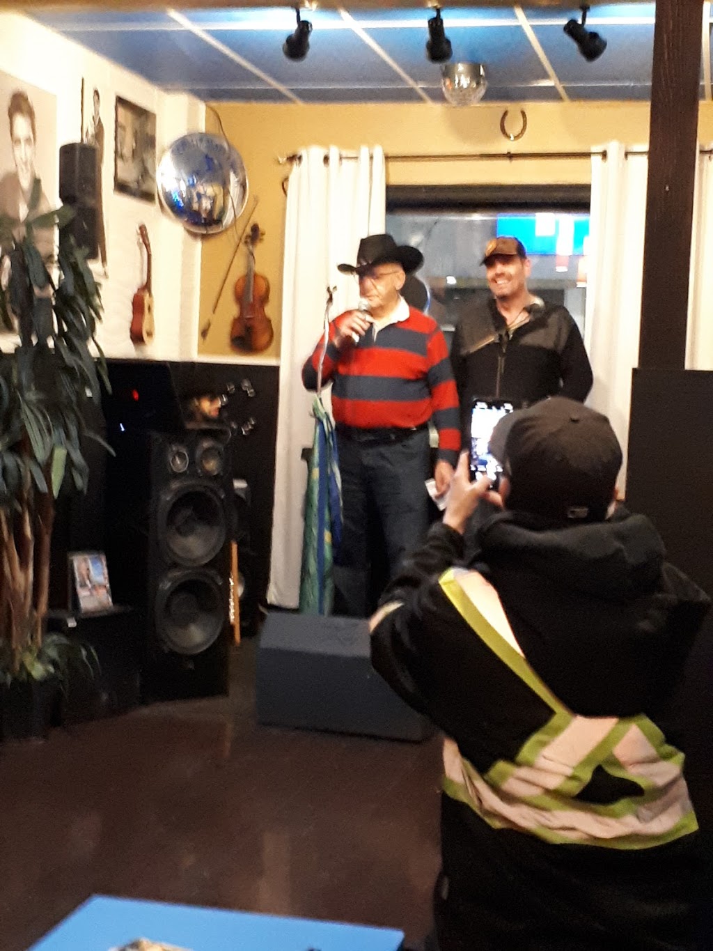 The Peacock Lounge | 64 Talbot St N, Essex, ON N8M 1A2, Canada | Phone: (519) 961-9079