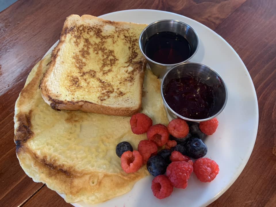 Resto Bar Nathalie | 425 QC-275, Sainte-Marguerite, QC G0S 2X0, Canada | Phone: (418) 504-0660