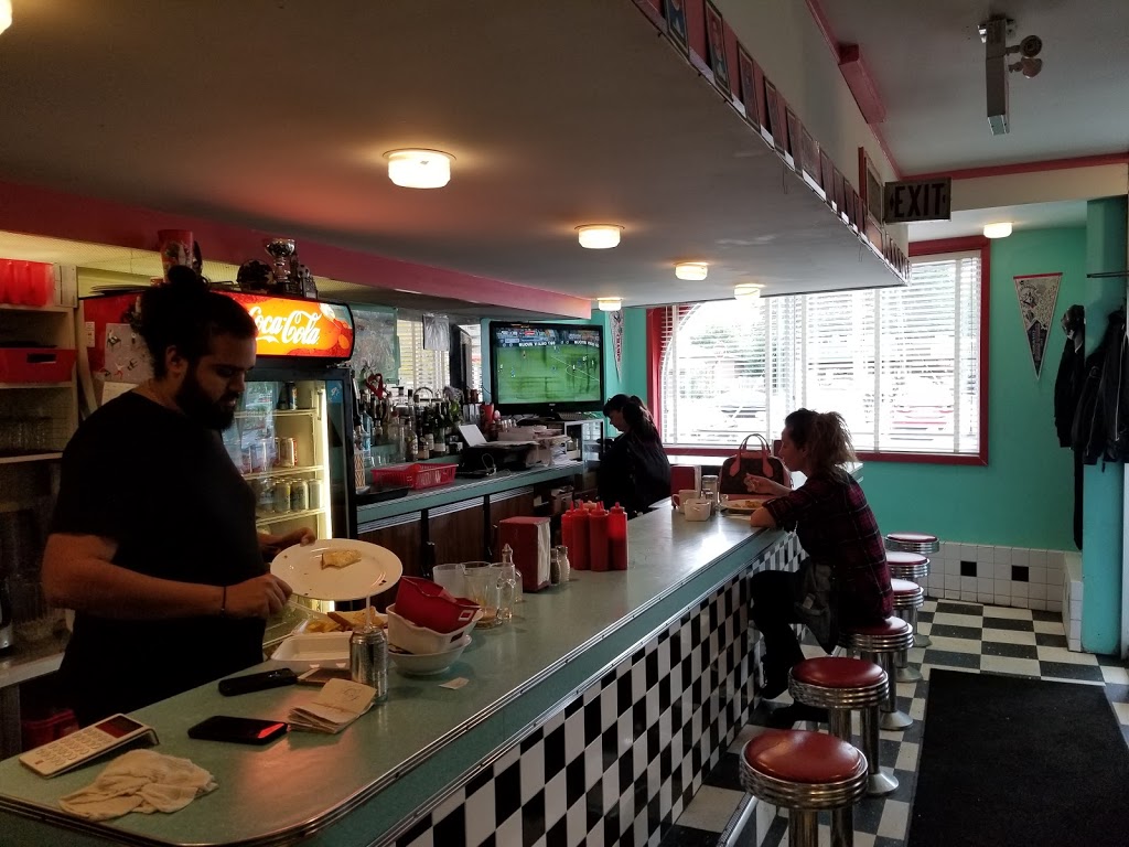 Times Square Diner | 531 Wilson Heights Blvd, North York, ON M3H 2V7, Canada | Phone: (416) 630-7696