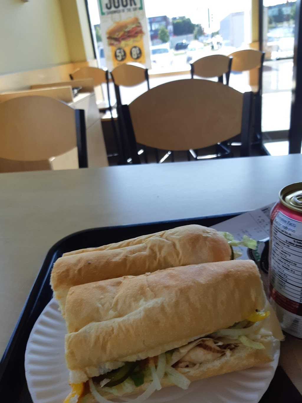 Dagwoods La Sandwicherie | 2015 Boulevard Marcel-Laurin, Saint-Laurent, QC H4R 1K4, Canada | Phone: (514) 336-0026