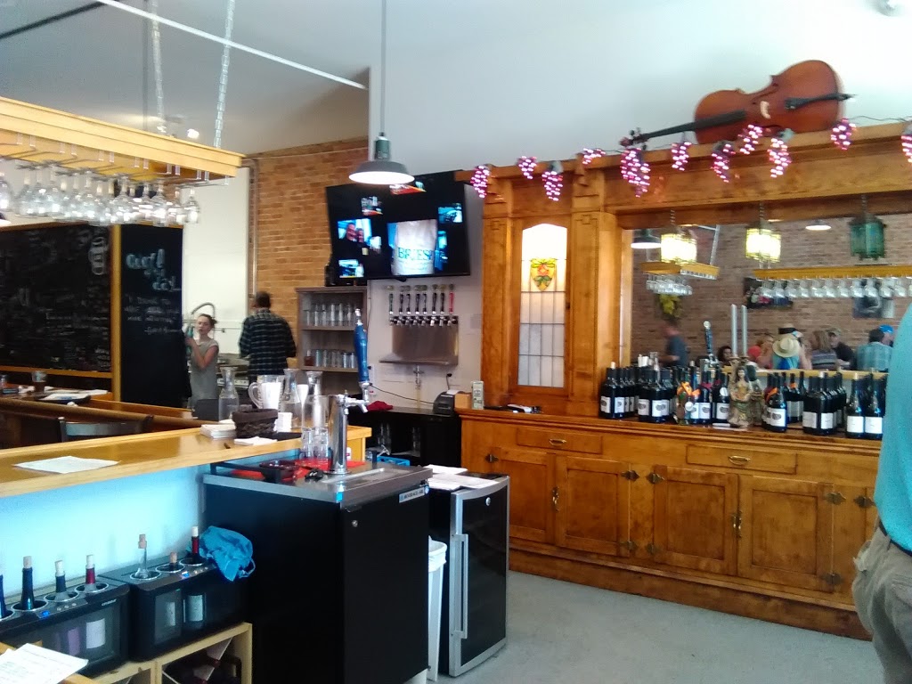 Lexington Brewing Company and Wine House | 5475 Main St, Lexington, MI 48450, USA | Phone: (810) 359-5012