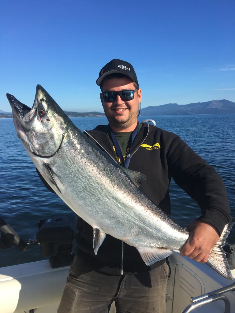 Charmer Point Charters | 740 Handy Rd, Mill Bay, BC V0R 2P1, Canada | Phone: (250) 514-6986