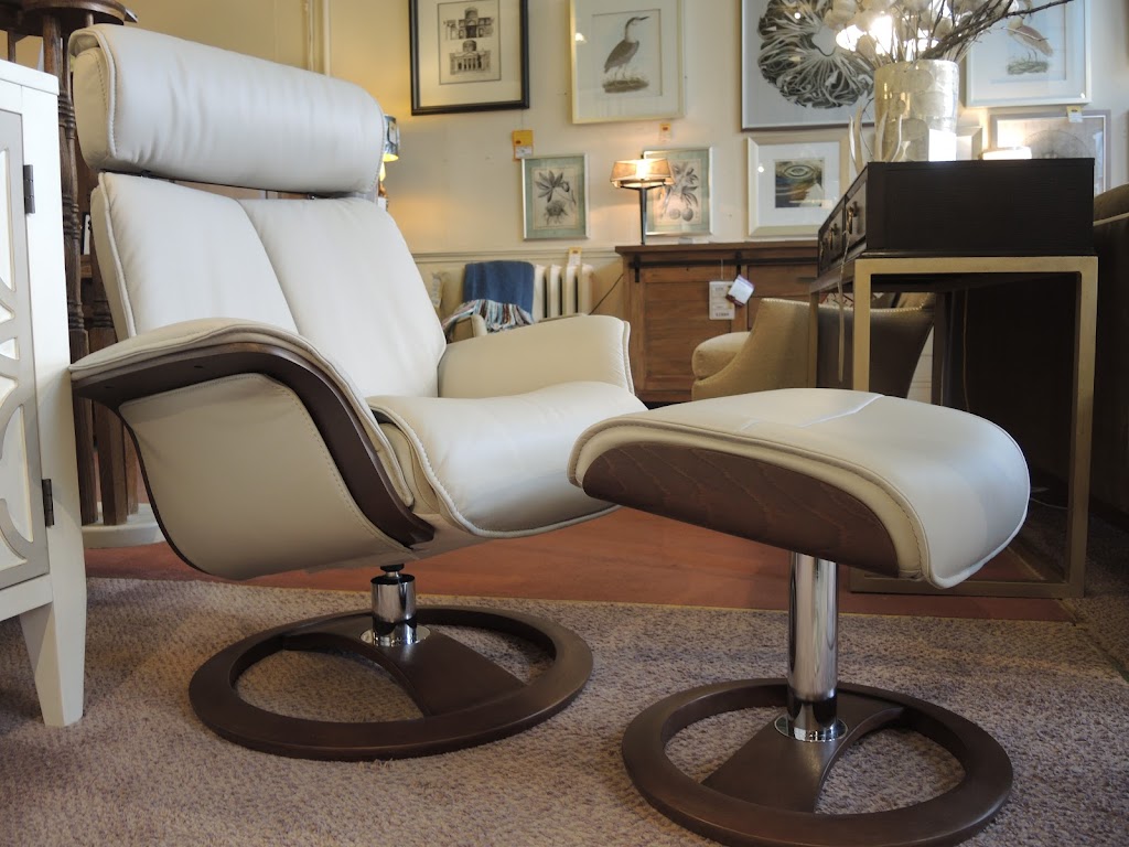 James Reid Furniture | 252 Princess St, Kingston, ON K7L 1B2, Canada | Phone: (613) 548-3022