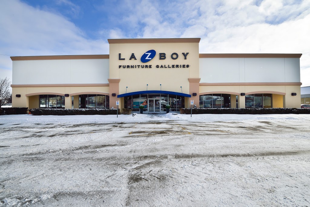 La-Z-Boy Home Furnishings & Décor | 760 Wharncliffe Rd S, London, ON N6J 2N4, Canada | Phone: (519) 686-1441